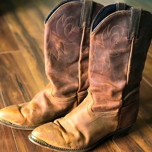 Durango leather slouch boots size 9